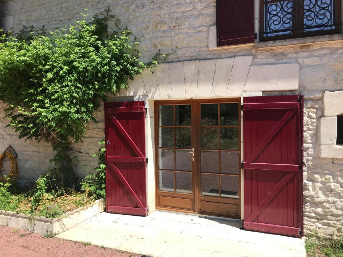 Chambre D'Hotes Des Gatines Berthegon Exteriér fotografie